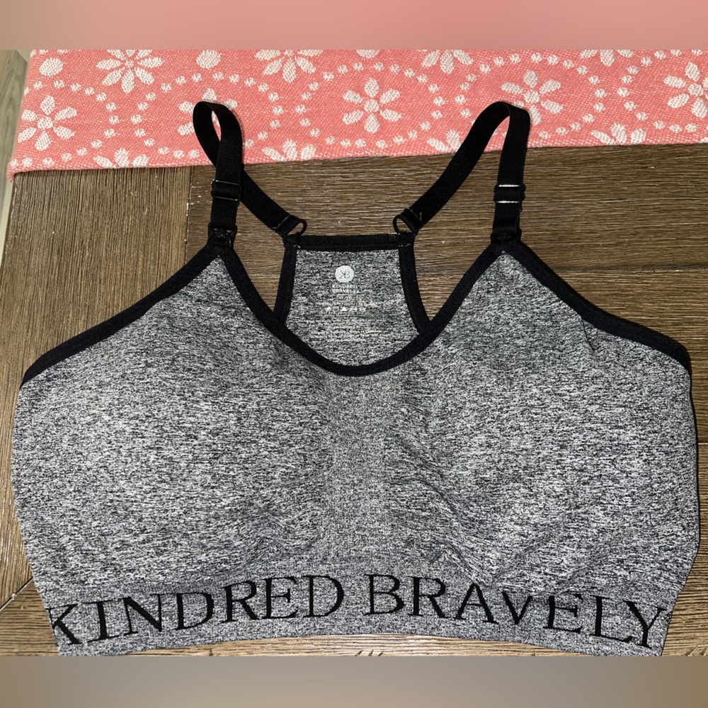 Kindred Bravely nursing sports bra
